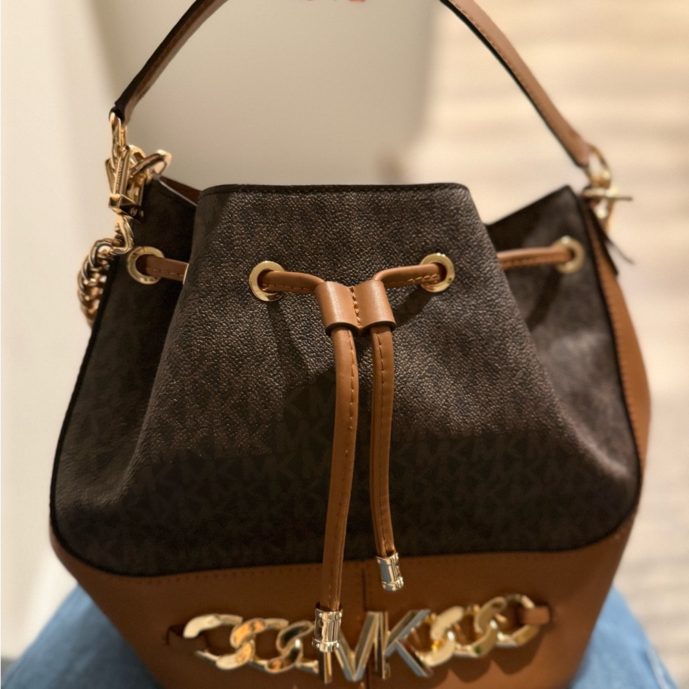 Michael Kors Reed Medium Logo Bucket Bag